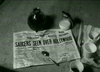 [Saucers seen over Hollywood]
