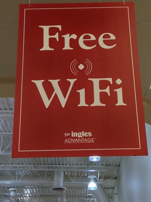 [WTF Ingles?  Wi-Fi?  You are a grocery store! Really?  Wi-Fi?  Now I'm upset!  At home, Publix doesn't even offer Wi-Fi (as far as I know).]